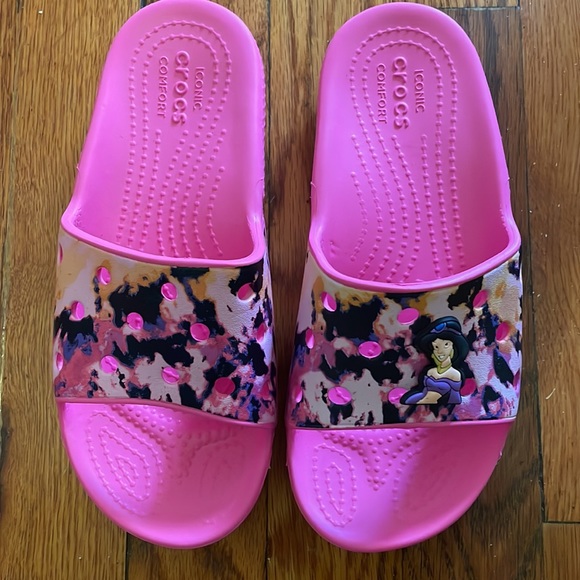 Girls Crocs Sandals - Picture 2 of 2